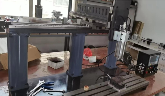 CNC 3 EJES 850 x 200 x 200mm SERIE  FRESADO Y GRABADO - MODELO GDZ01-8520-3