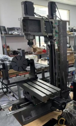 CNC 5 EJES 400 x 200 x 300mm SIMULTÁNEOS SERIE  FRESADO Y GRABADO - MODELO GZ01-4020-5