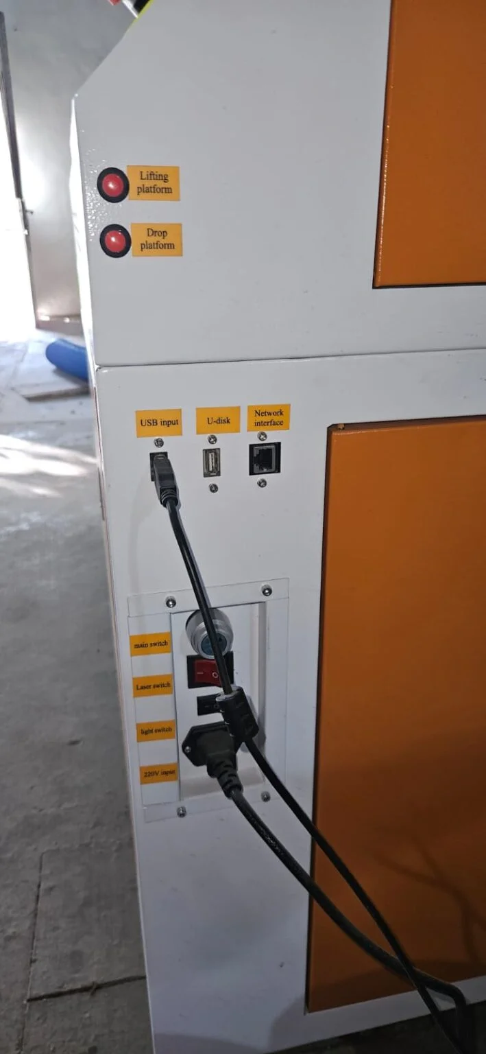 LASER 100W Co2 600X900 6090 Cortadora Grabadora Láser Pantógrafo